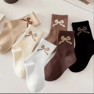 NWT🤍Kids Bow Accent Socks Set -6 piece